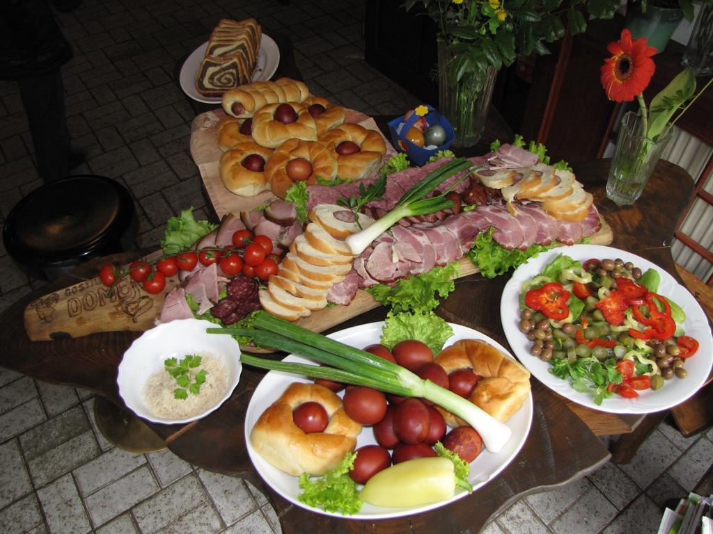 Guesthouse Zorko Gostilna Domen Шмарєске-Топлице Екстер'єр фото
