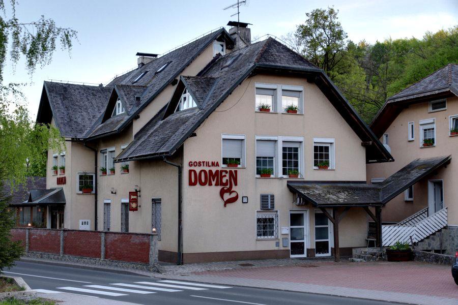 Guesthouse Zorko Gostilna Domen Шмарєске-Топлице Екстер'єр фото