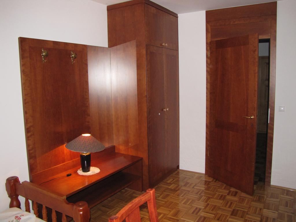 Guesthouse Zorko Gostilna Domen Шмарєске-Топлице Номер фото