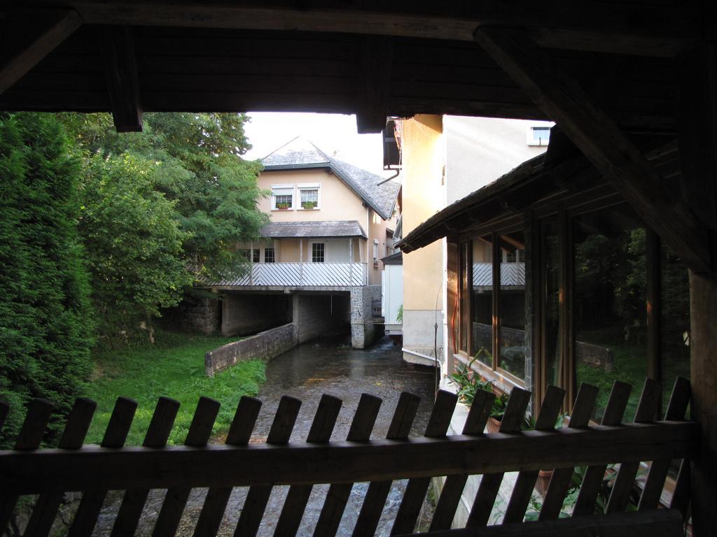 Guesthouse Zorko Gostilna Domen Шмарєске-Топлице Екстер'єр фото